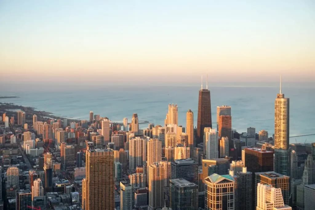 Urban Serenity: A Golden Hour Over Chicago's Skyline