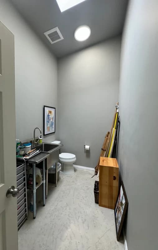 Studio (inside)